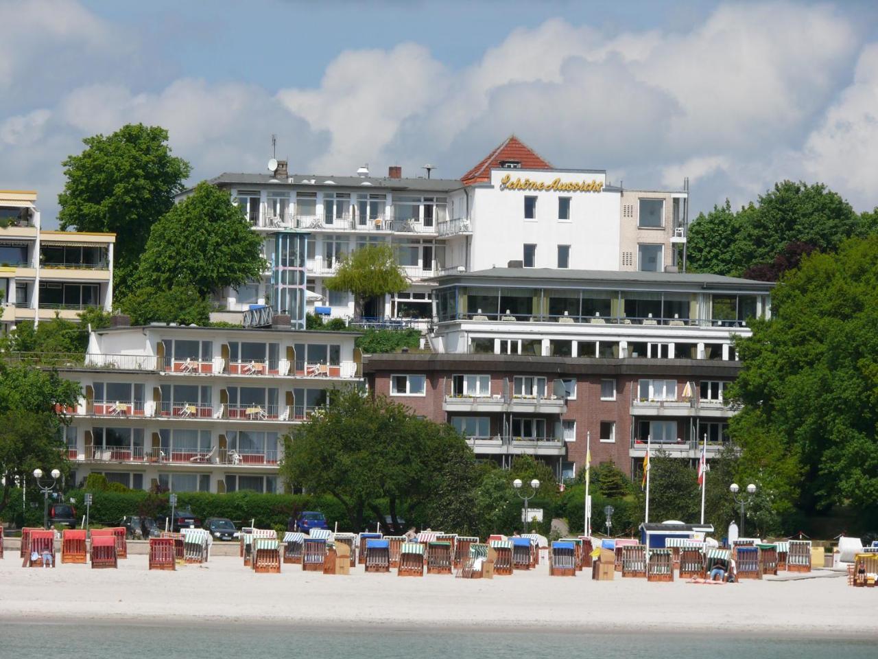 Hotel Zur Schoenen Aussicht Grömitz Buitenkant foto